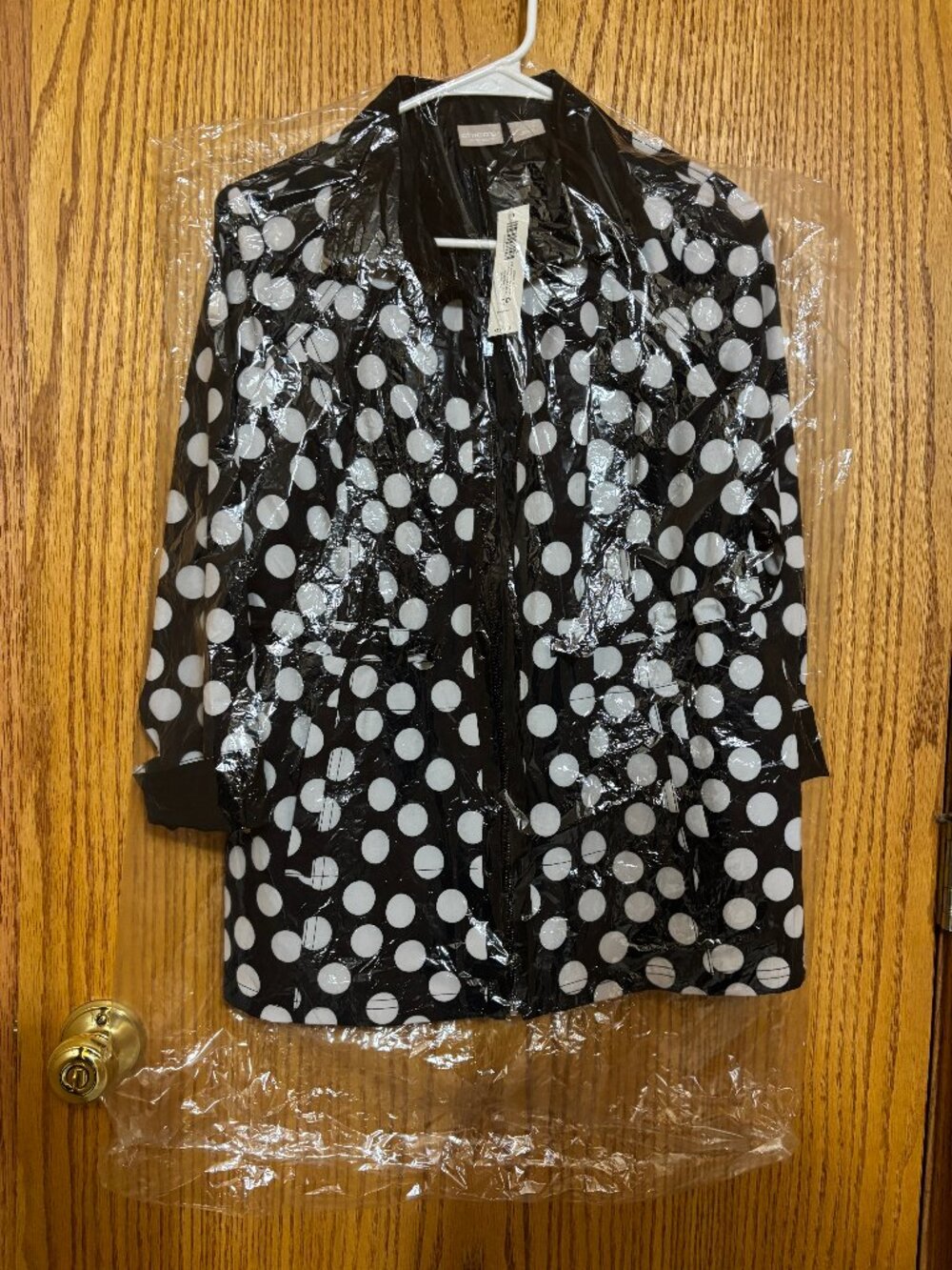 Chico NWT Ladies Anorak jacket, lack w/white polka dots was 129.00
